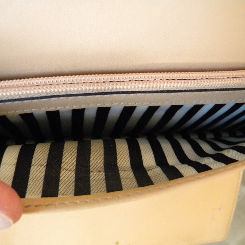 KATE SPADE wallet - Picture 11 of 14